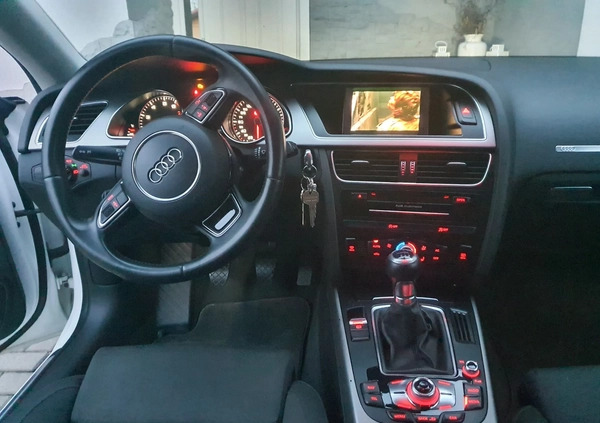 Audi A5 cena 56900 przebieg: 223800, rok produkcji 2012 z Lędziny małe 326